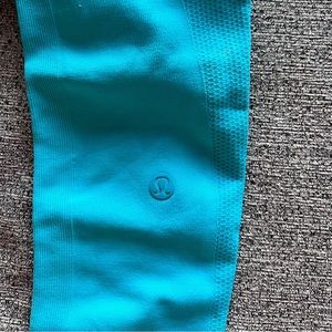 Blue Lululemon leggings
